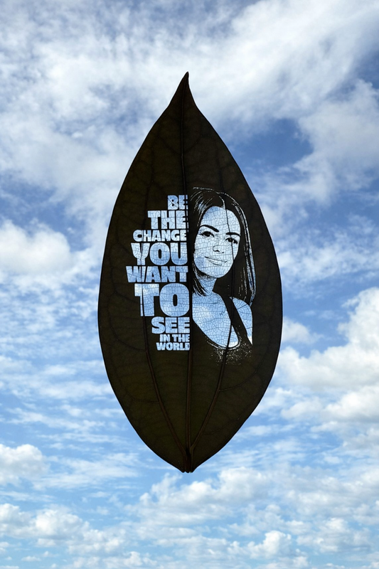 Leaf with custom photo engraved